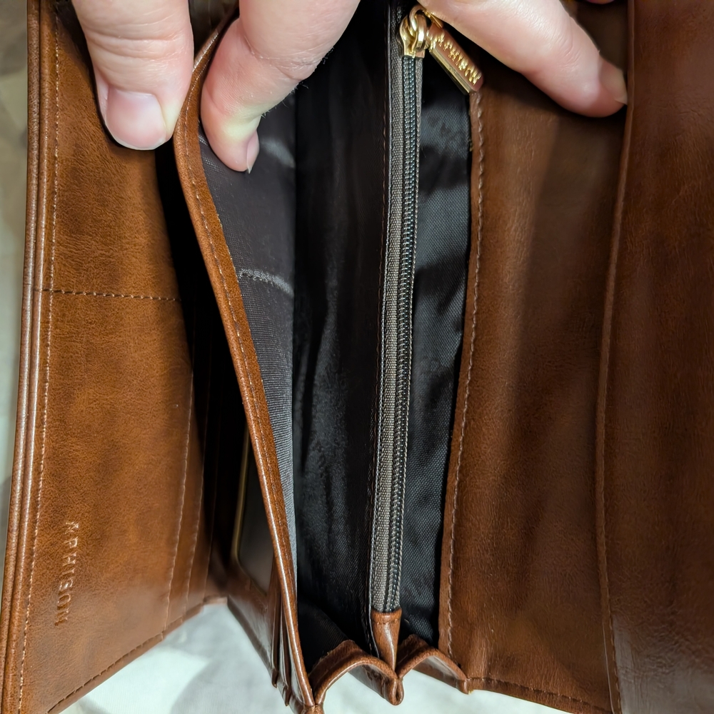 Aphison Brown 💜 Laser-Cut Trifold Wallet - Women's Faux Leather Organizer - Picture 5 of 6